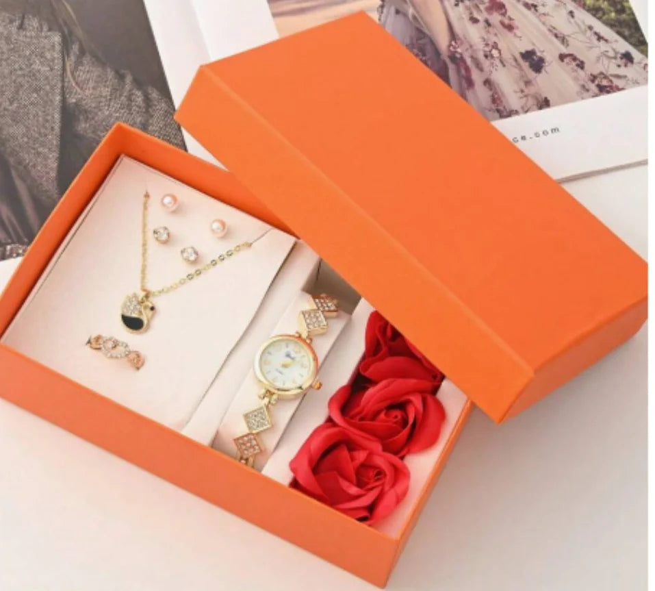 7 Piece Jewelry Box with Roses