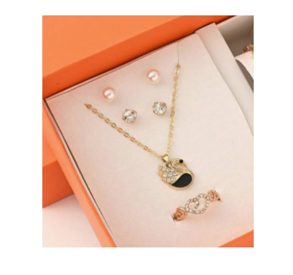 7 Piece Jewelry Box with Roses